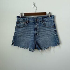 American Eagle Highest Rise 90s Boyfriend Shorts Size 8